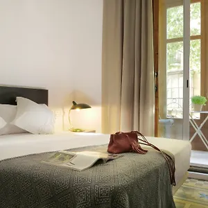 3* Pensión Som Nit Triomf
